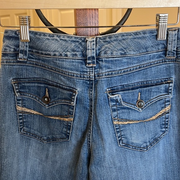 Code Bleu Mid Rise Flare/Bootcut Jeans size 4 Long - Picture 7 of 9